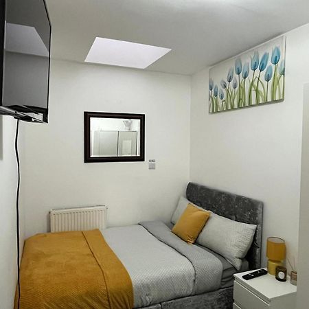 Home Away London Exterior photo