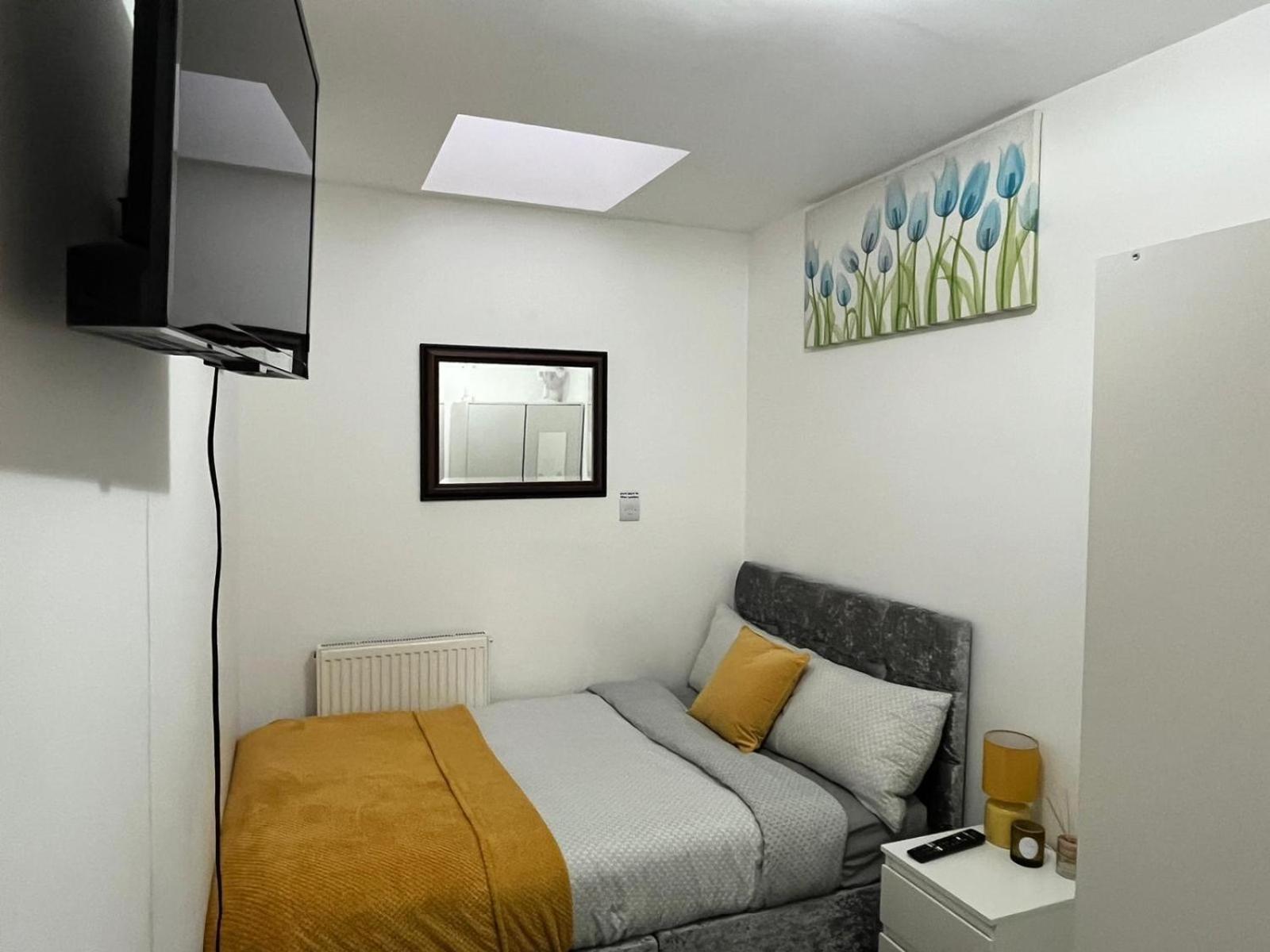Home Away London Exterior photo